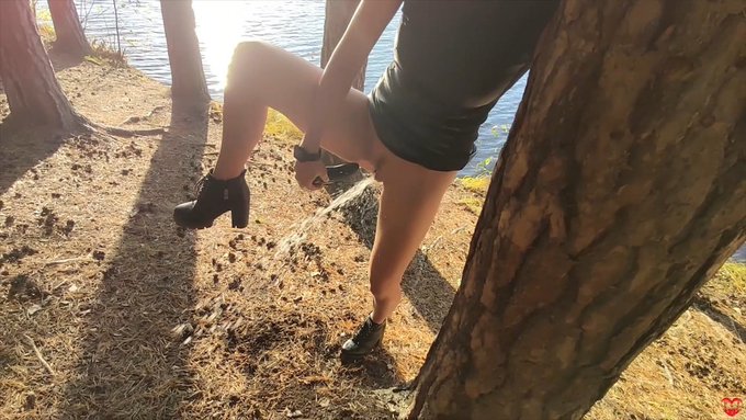 Hi guys😜  Enjoy the last days of warm weather. Subscribe, like 😍🥰 @modelhub @Pornhub  https://t.co/SXd8Bxu2Hm