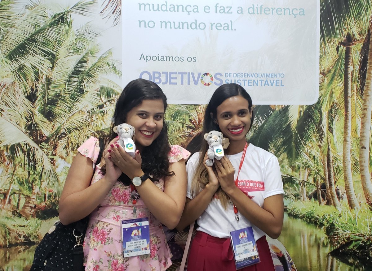 EmeraldLibrary's tweet photo. Obrigado a todos que nos visitaram durante o CBBD 2019 e à @febab pela organização deste evento tão importante para a comunidade bibliotecária! Não esqueçam de postar sua foto com o #EmeraldSnowLeopard e nos ajude a salvá-lo da extinção 😉 https://t.co/vaYslcD2Xw