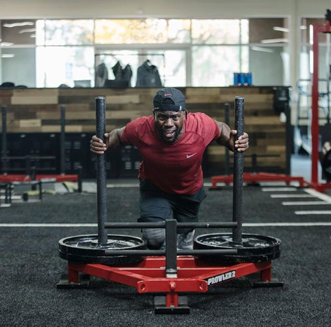 Insure_Fitness's tweet photo. Grind for it. #HustleHart 

#repost @zooculture
#humpday #humpdaymotivation #happyhumpday #wednesdaymotivation #gym #fit #fitness #fitspo #gymlife #nike #niketraining #kevinhart #powerlift #speedandagility #strengthandconditioning #traininsane #personaltraining https://t.co/5oaY0mWcJ9
