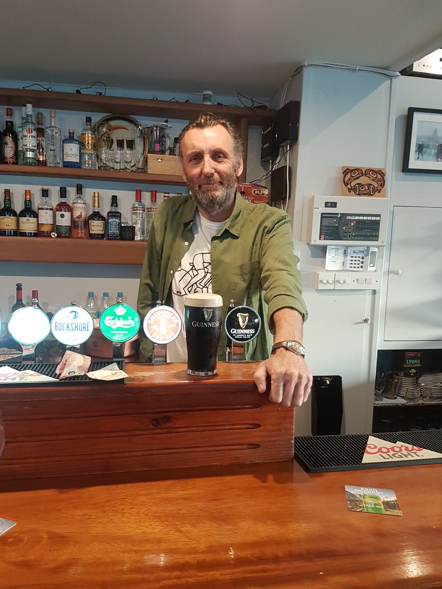 TheLittleTreeD1's tweet photo. Your Guinness is poured!  Step out of the rain and join us in our new little bar "The Little Tree" Summerhill Parade.  Joy Division on the decks #MusicVenue #IrishBar #pub #LittleTree #DublinCity #Dublin #Guinness RT https://t.co/dHKu15sm6a