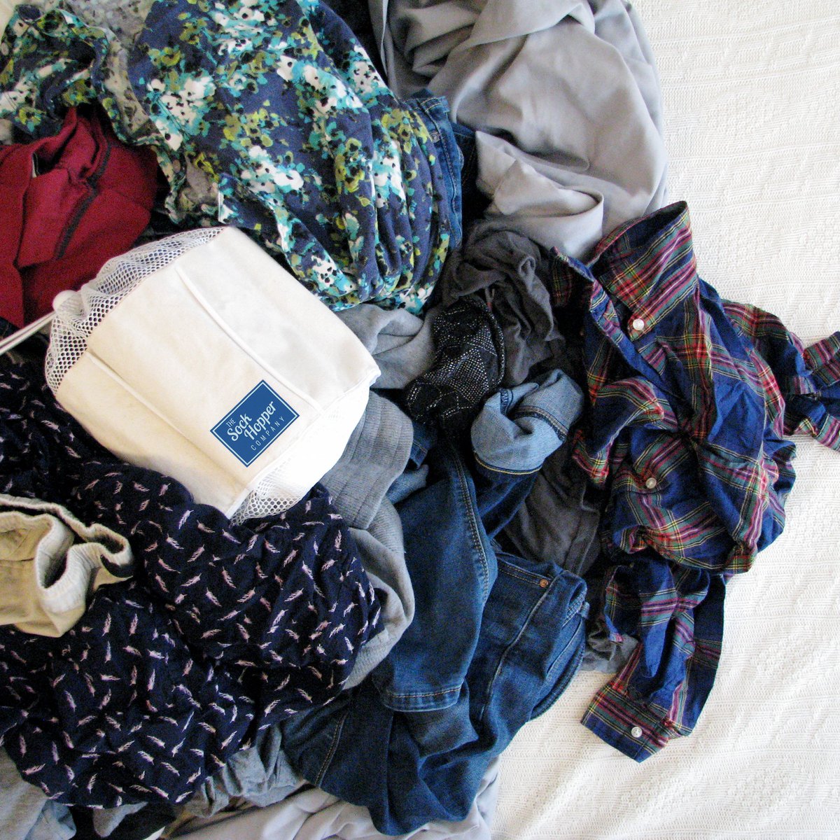 Sometimes things in life really just pile up. Don't let laundry be one of them. Laundry: a little bit easier with The Sock Hopper.
#TheSockHopper #PileOfLaundry #missingsocks #dirtylaundry #cleanlaundry