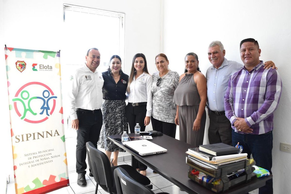 GeovaniEscobar's tweet photo. Hace un momento inauguramos el Centro Integral para la Atención a la Familia, con esto, nos convertimos en el primer municipio con un espacio de esta naturaleza, contando con un equipo multidisciplinario que brindará atención especializada de Psicología y Trabajo Social. https://t.co/P5UzdfMYJW