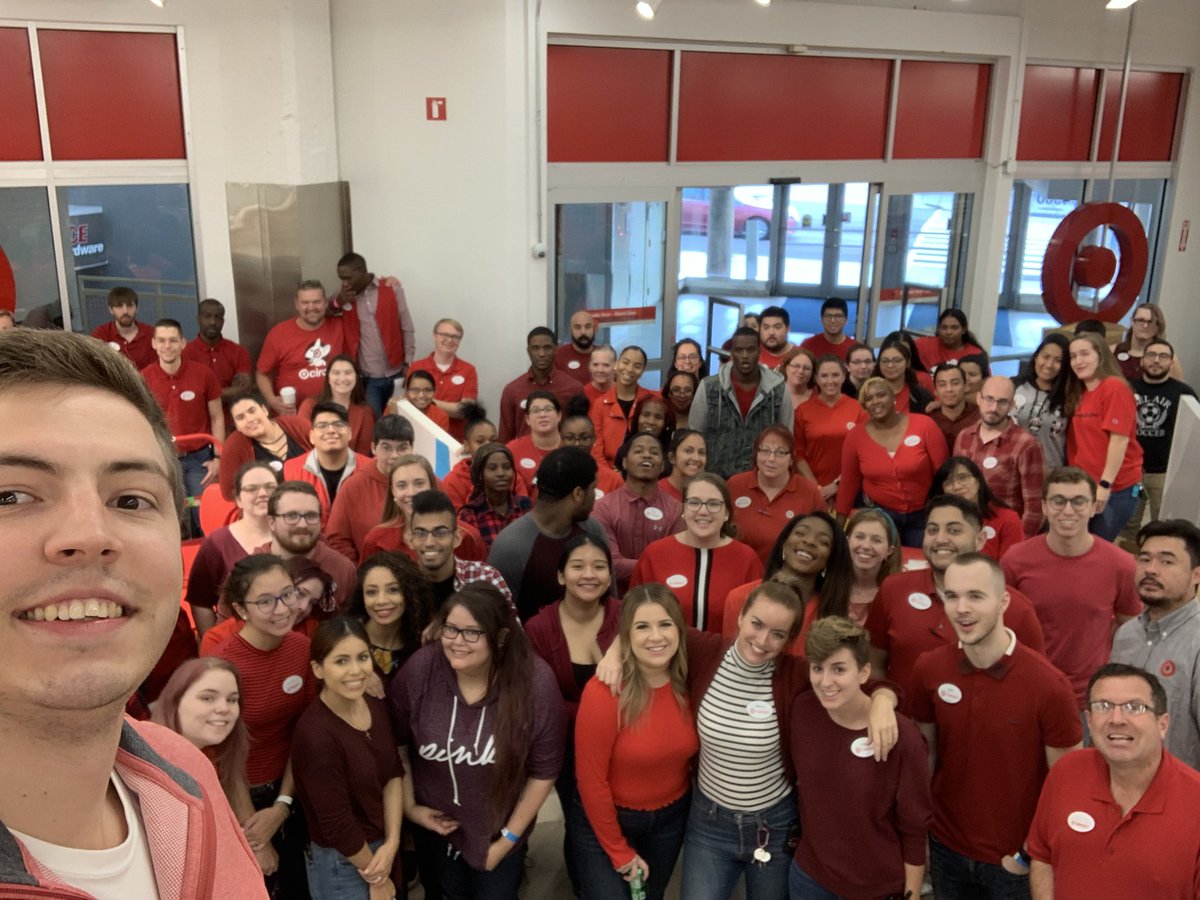 Day two of planorama is underway!! I’m loving all the support from multiple districts! #D457 #D441 #D448 #TheTown #T3351 #BestTeamInRetail <a href="/Hillary_DAngelo/">Hillary D'Angelo</a>
