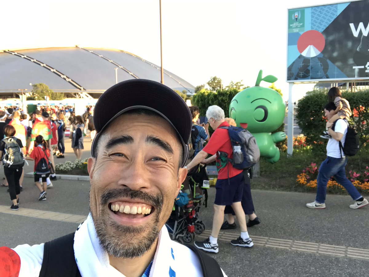 なすび على تويتر さて 日が変わって昨日となっておりますが 大分スポーツ公園総合競技場での ラグビーw杯19日本大会 ウェールズvsフィジーの一戦 有り難い事にピッチとの距離が物凄く近い席で観戦する出来ました Rwc19 Rwc大分 T Co