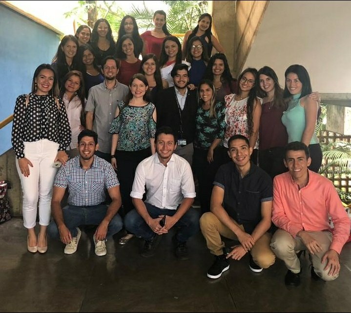 ronnychacom's tweet photo. Clase 2019-1 Gestión Ambiental, hoy fue el cierre de materia con defensas de proyectos @AmbientalUNET #Promo17 #UNET
Ahora a esperar por la #Promo18 https://t.co/s6vxoUuFx0