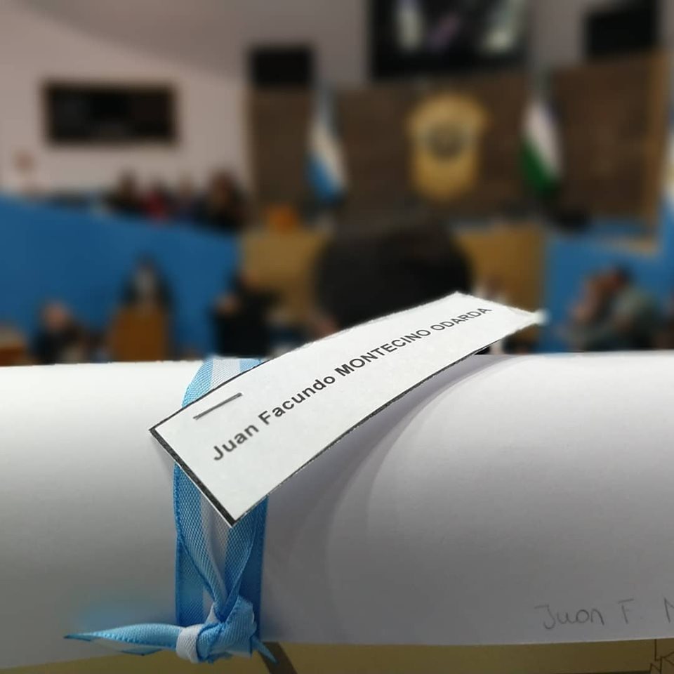 RIOViedma_'s tweet photo. La banca de RIO en la Legislatura de Rio Negro. Frente de Tod🌞s 
@todosrionegro 
@LegislaturaRN 
@FMontecinOdarda 
@TodosRioNegro 
@FrenteDeTodos https://t.co/6yImfMxPLV
