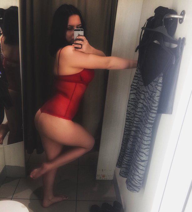 Do you like my ass? haha 😋 https://t.co/wTV7MDppH6<a href="/tag/like"class="tags"><span>#like</span></a><a href="/tag/rt"class="tags"><span>#rt</span></a><a href="/tag/publicnudity"class="tags"><span>#publicnudity</span></a><a href="/tag/flashing"class="tags"><span>#flashing</span></a><a href="/tag/publicflashing"class="tags"><span>#publicflashing</span></a>
