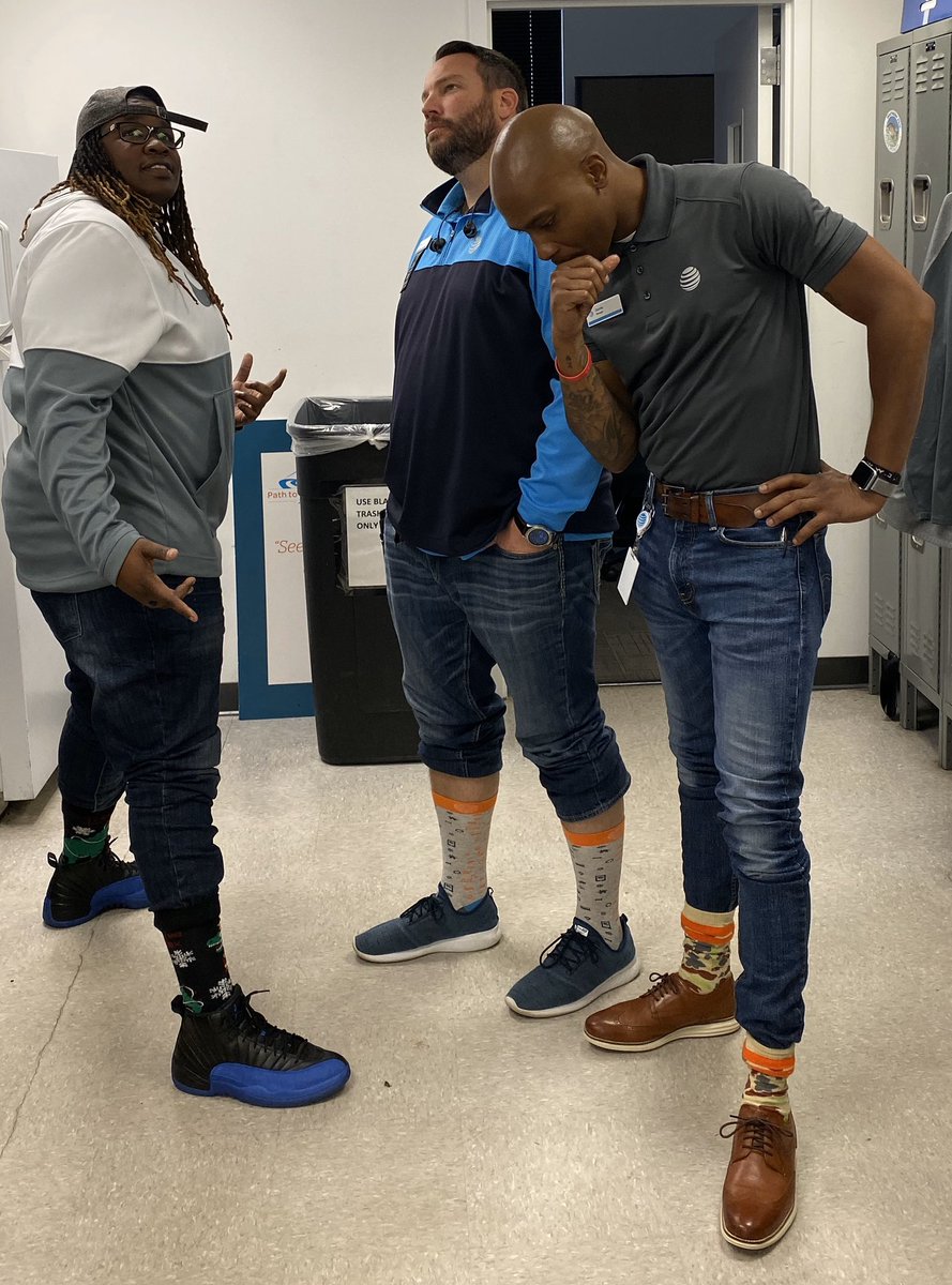 When you show up to work on your off day just to engage in the shenanigans! #Crazysockday #CSW2019 @KAMOkonnects @TonyMagee11 @tj5889 #LifeAtATT #KAMO