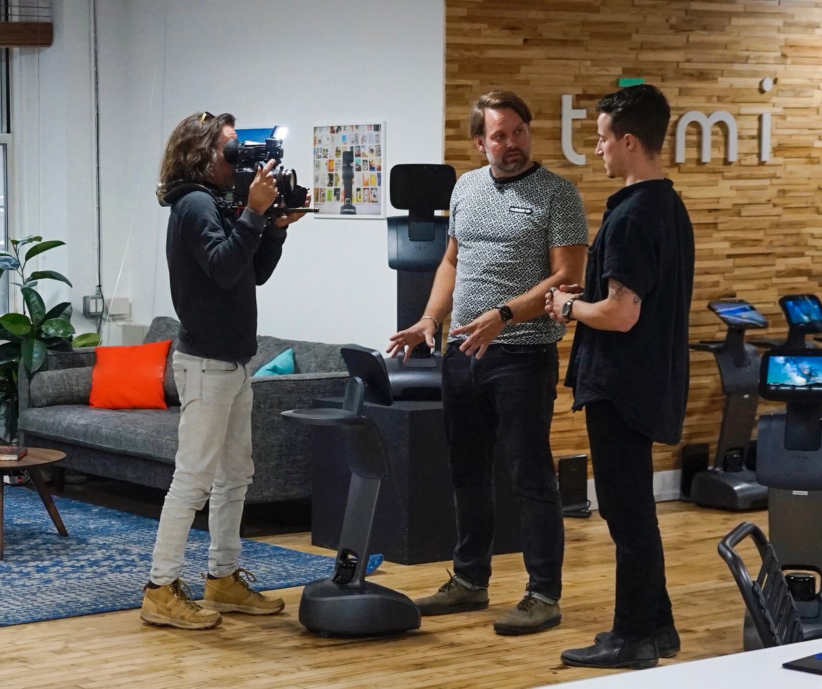 robotemi's tweet photo. Had the pleasure of having a German TV crew in our NY Headquarters Today. Germany - stay tuned!
Thanks for stopping by Alex Königs!
https://t.co/uFZ7IK3ZLx
#temiRobot #Robotics #Technology https://t.co/8dsbieTcuQ