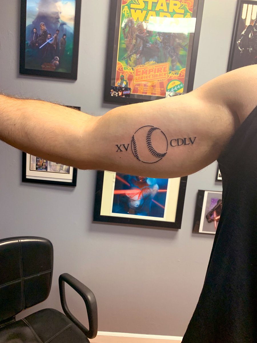 DavidVinsky18's tweet photo. Tat #2 ⚾️⚾️ https://t.co/qMfgR1Dymc
