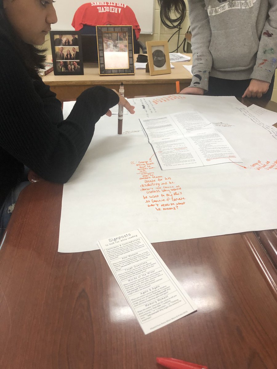 ThisIsHCHS's tweet photo. Enjoyed #WednesdayWalkThroughs with @SuptPrentiss as we stopped by English classrooms, from supporting students reading & writing to analyze text in βOf Mice and Menβ Ss & Ts doing great things in the classroom. @Hinsdale86 https://t.co/1TXeU7Oxpr