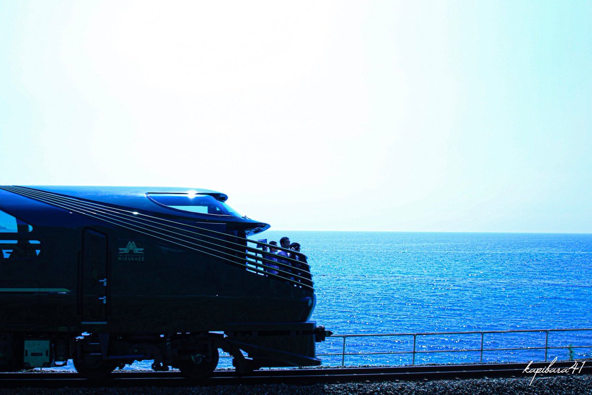 Kapibara41 薄い青 濃い青 深い青 いろんな青の世界 撮影地 山陰本線 ファインダー越しの私の世界 ファインダー越しの世界 ファインダー越の私の世界 写真好きな人と繋がりたい 写真好きな人とつながりたい キリトリセカイ