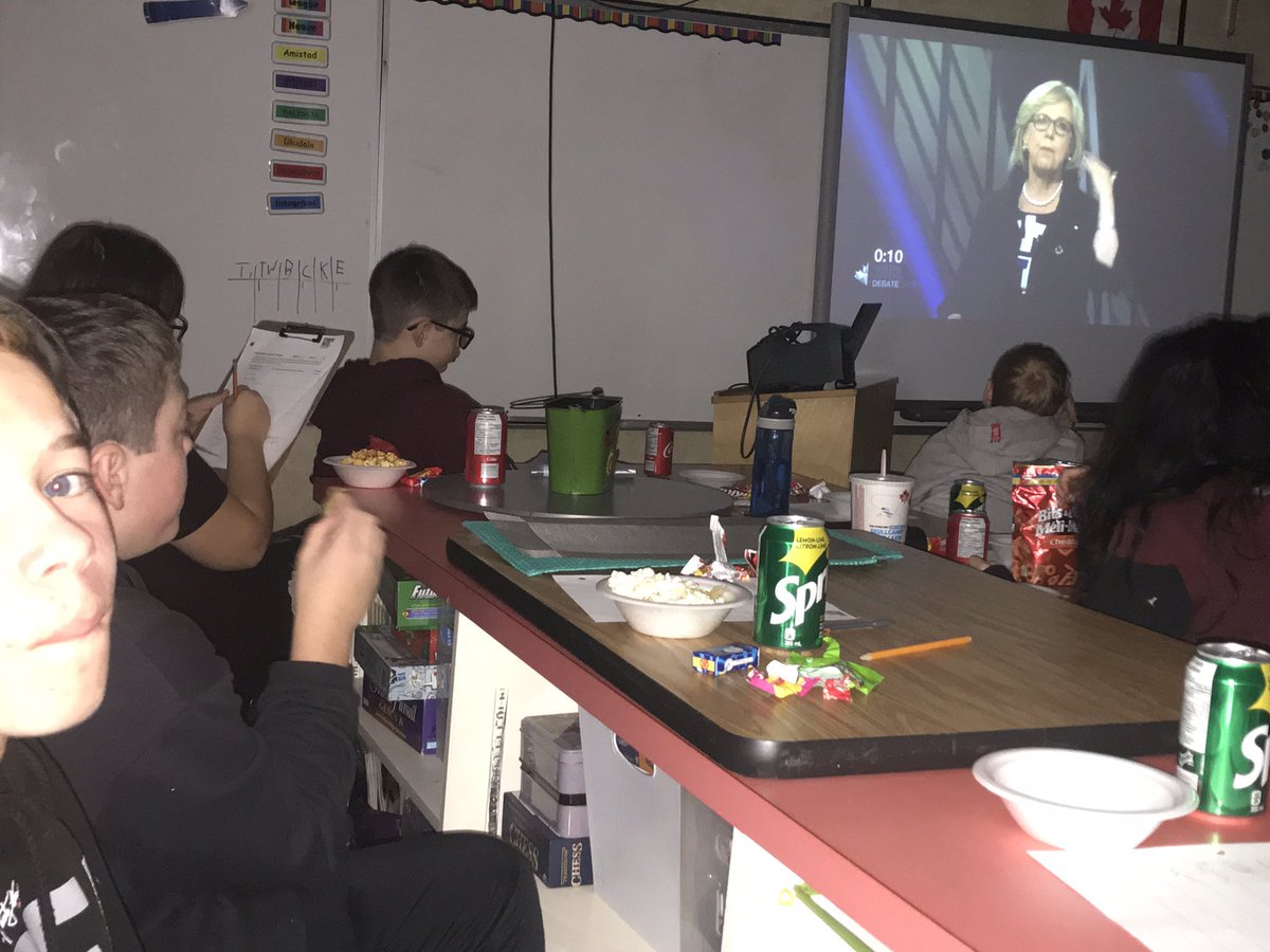 natalieschap's tweet photo. Viewing the Leaders’ Debate with the George Lee 8s! Thanks to @studentvote @CIVIX_Canada for sponsoring the snacks for viewing! We weren’t so sure about the debate itself, but we LOVED the snacks! @skpoli @GeorgeLeeRegina @MsDaviesFosure https://t.co/HRvrzs19OQ