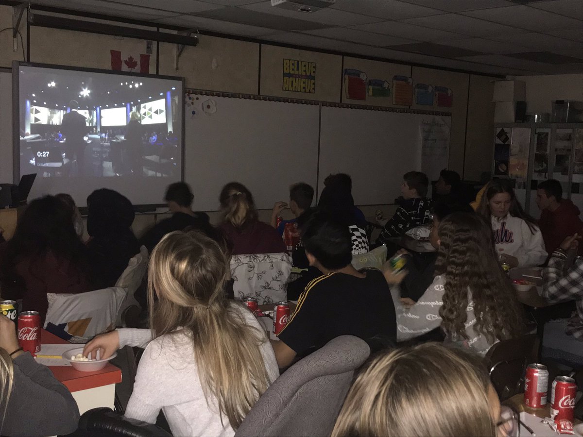 natalieschap's tweet photo. Viewing the Leaders’ Debate with the George Lee 8s! Thanks to @studentvote @CIVIX_Canada for sponsoring the snacks for viewing! We weren’t so sure about the debate itself, but we LOVED the snacks! @skpoli @GeorgeLeeRegina @MsDaviesFosure https://t.co/HRvrzs19OQ