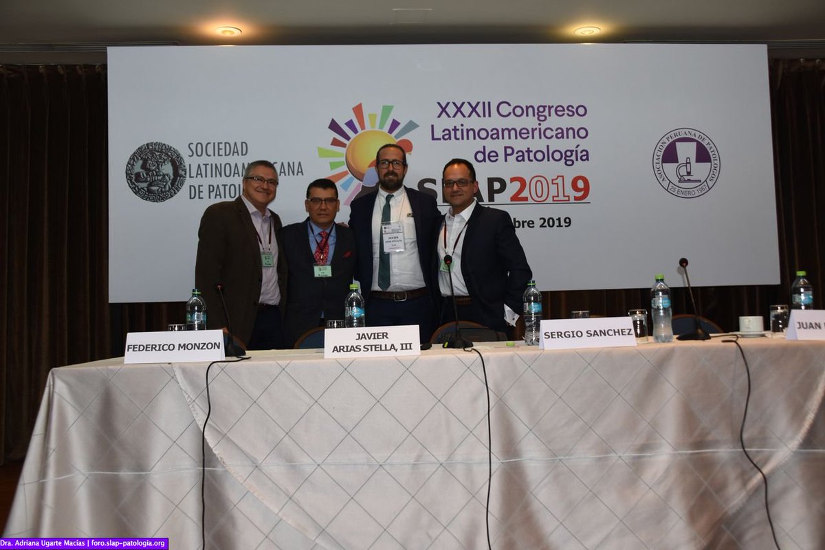 SLAPpatologia's tweet photo. Todo un éxito el arranque de nuestro Congreso en Lima... un ambiente de academia y amistad que une a la patología latinoamericana #slap2019 día 8 de octubre:
+fotos: https://t.co/VwQQvOyORU https://t.co/QkRVO8gBto