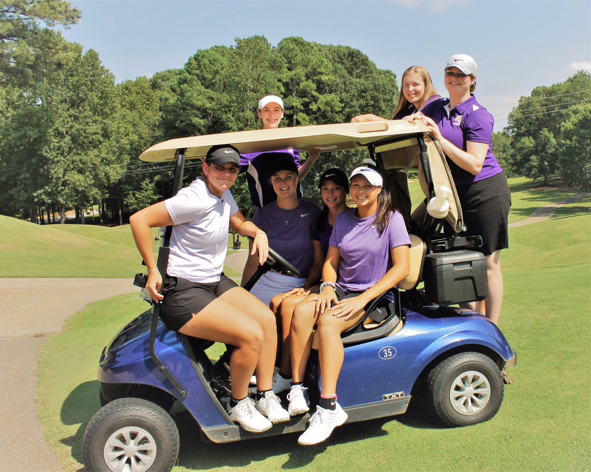 HSHSwomensgolf's tweet photo. Itโs match day tomorrow (Thursday)! We are headed to the River Ridge Golf Club for our last regular season match, hosted by Garner at 3:00pm! #gohawks #scorelow #hshawksyeah @HSHawksAD @HSHSnews https://t.co/hLqTDUVoRy