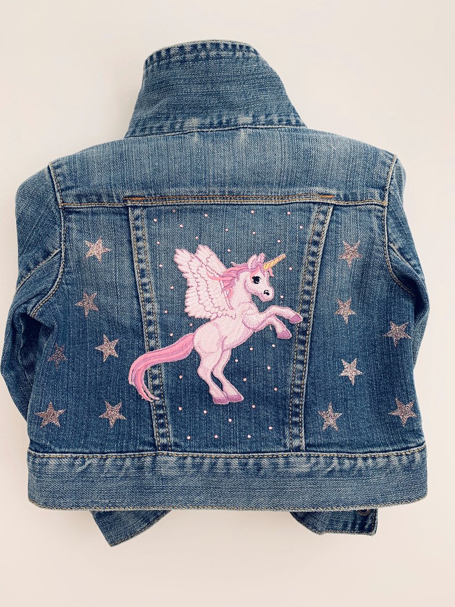 Unicorns and stars! #okikiandcoco #kidsdenim #unicorns