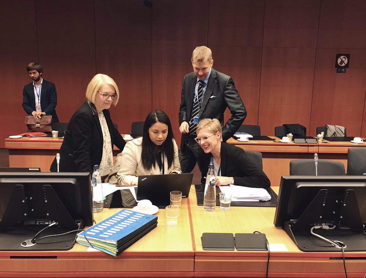 FinlandinEU's tweet photo. Tonight we had the pleasure to host the @Europarl_EN for the first trilogue on #CreativeEurope. The programme aims to promote European cooperation on cultural and linguistic diversity and heritage. 🇪🇺 #EU2019FI https://t.co/RKgYq6vtyp