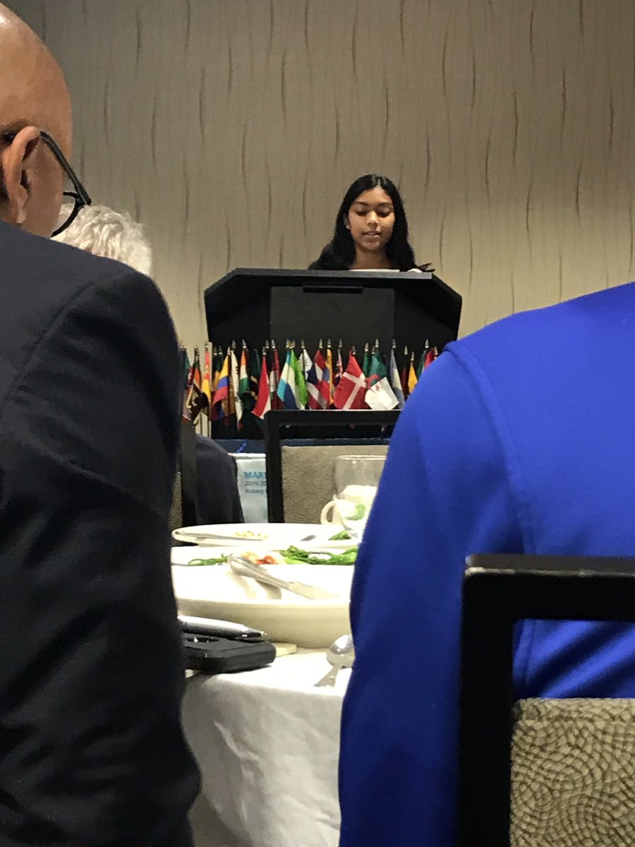 YMCASteveS's tweet image. Learning about fungal pathogens in barley from our high school student guest #fargorotaryclub #smartkid #whoknew #ymcacassclay