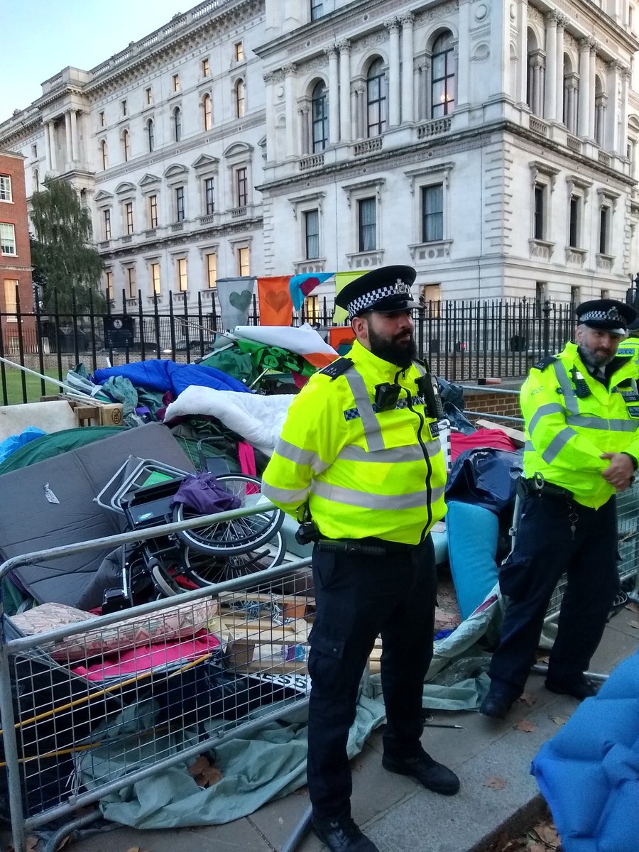the police have confiscated someone's wheelchair on horseguards road #InternationalRebellion
