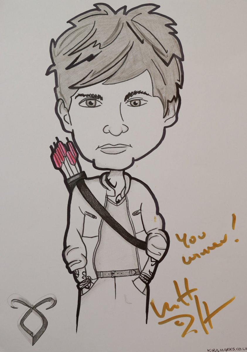 Bellalinin's tweet photo. I lovvvveee my @MatthewDaddario autograph. Thank you @lismichelle that game was ammmaazzinggg😍 #PanCon2 https://t.co/E6yNugLrWX