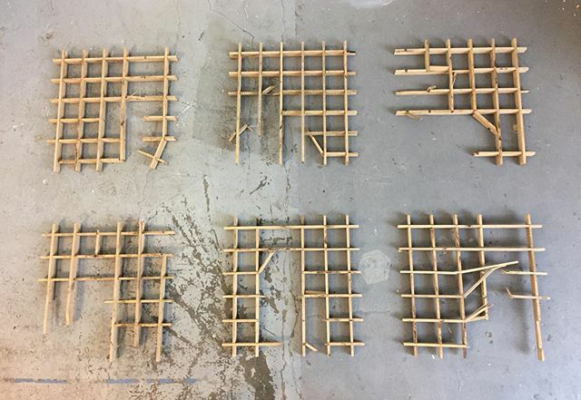 artvantriest's tweet photo. 6 crashed grids https://t.co/Q5V3gN8YU4 https://t.co/10cllRiESc