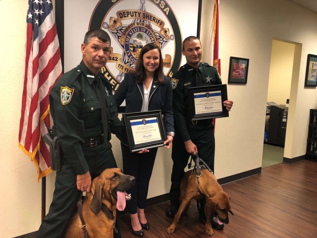 Excited to present #BacktheBlue Awards today to some of our four-legged crime fighting friends. 

@SRSheriffFL K9s Copper and Zinc helped find a missing 3 year-old and reunite him with his family.
