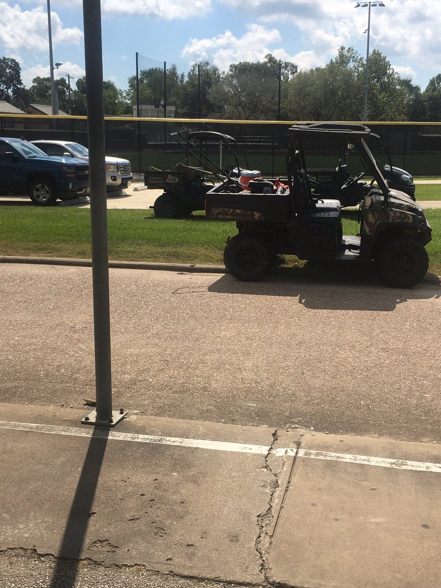 AMS loves our custodial and maintenance staff! We hope you enjoyed your steak lunch! You greatly deserve it!