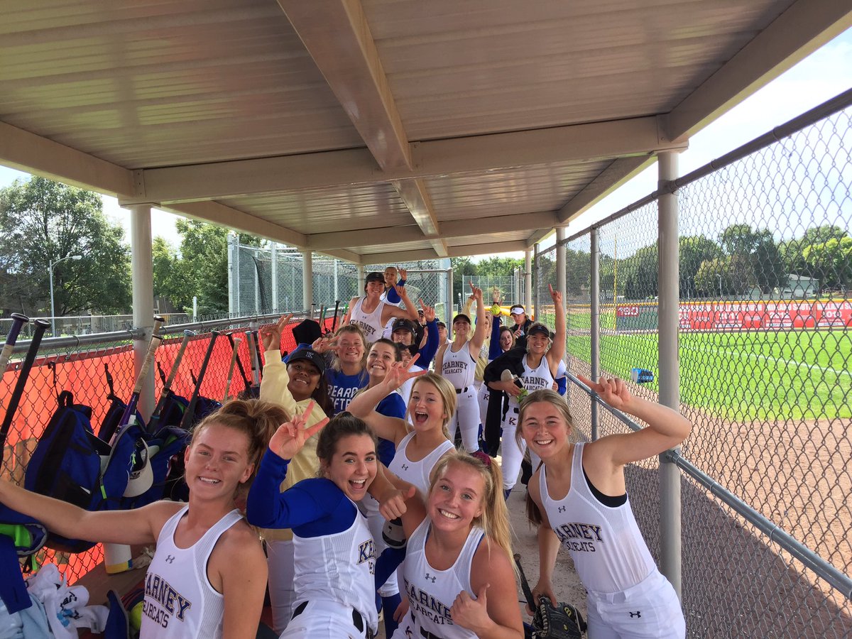 ryanhogue24's tweet photo. Bearcats defeat Lincoln Southeast 4-3 in A-5 District Softball Action. Bearcats Will play at 9:00AM Thursday morning vs the winner of the Bellevue West and Millard South Game Starting Shortly. CONGRATS LADIES!   @Loofe33 @LJSSportsGrell @nsaahome @Bearcat_SB https://t.co/h9bCaVsjsn