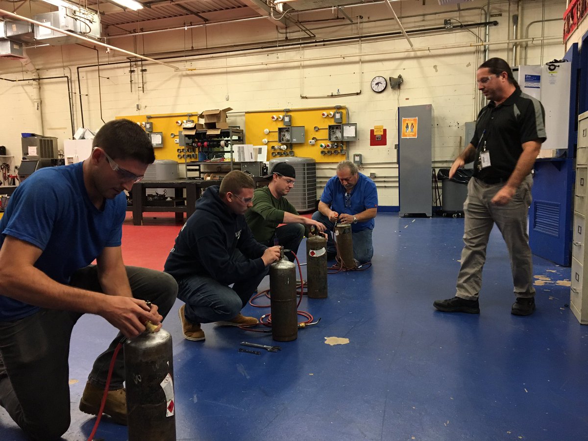 BCITAdultEd's tweet photo. Mr. Earlen and our HVAC students in action. #CTE https://t.co/TAZrNru7Ou