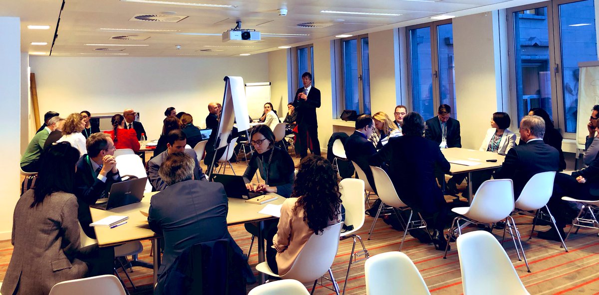 RegioInterreg's tweet photo. 💻Participants are working hard on post2020 opportunities for #EUExternalBorders. #EURegionWeek is the great time for everyone to discuss, exchange and bring ideas openly ! Thanks for your time #cooperationmatters https://t.co/iCKWtmld1V