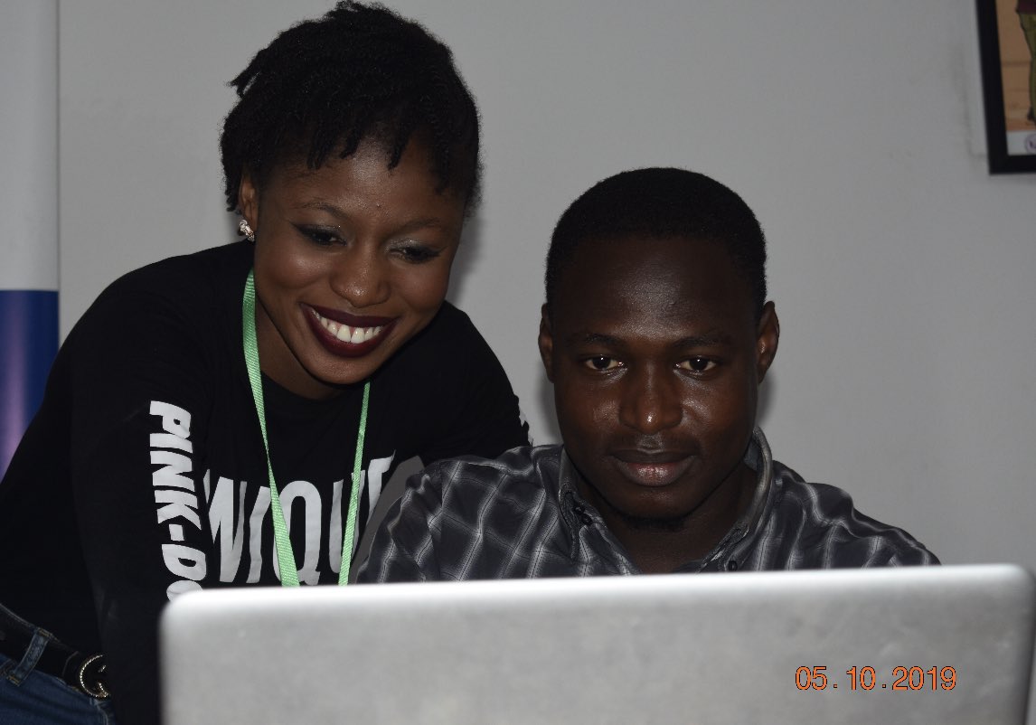 J-2 avant la Journée internationale des filles.
Le saviez-vous ? 
Si rien n'est fait d'ici à 2030 : 9 millions de filles ne seront jamais scolarisées.
Rejoignez notre mouvement pour l'égalité filles-garçons, car l'égalité commence avec l'école
#GirlsGetEqual