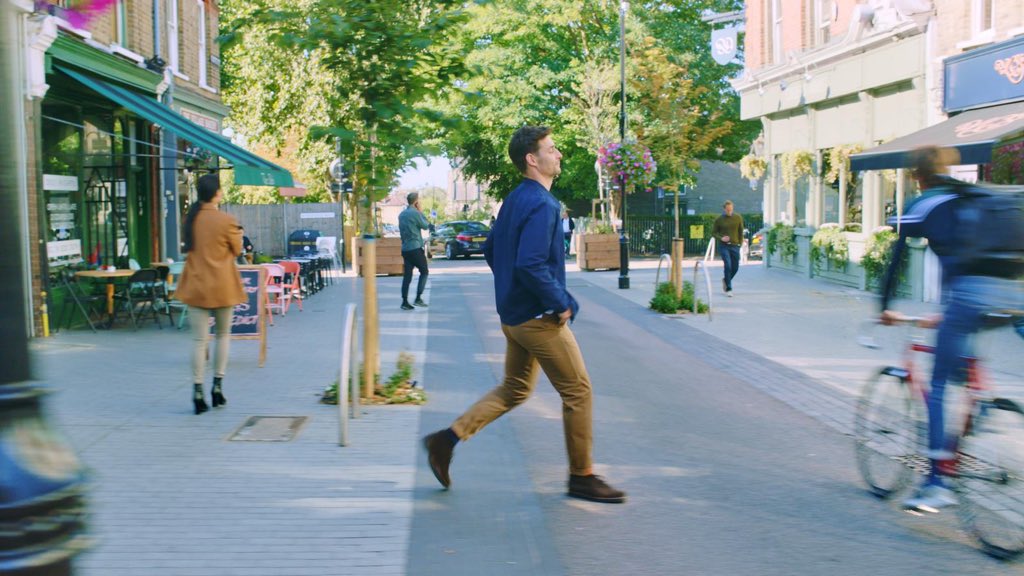 CatrionaGiles's tweet image. New #movementdirection work for @SpokeLondon with the boys That Jam and @studio_YES #movementdirector #advert #findyourfit #choreography #fancypants 👖👖👖