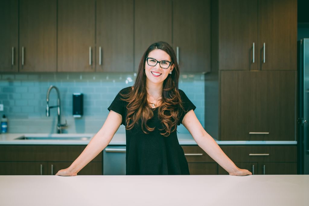 NatlRestShow's tweet photo. Congrats to our first #BestOfRest honoree, Natalie Shmulik, CEO of @TheHatcheryChi. Tune into our Instagram story to hear more about her role in the #RestaurantIndustry at https://t.co/RH73JnxNRb https://t.co/vs3qzYbDM3