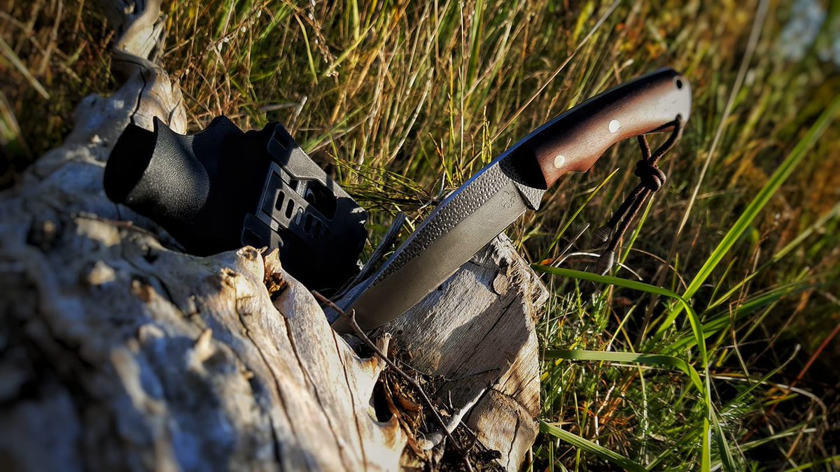 Paczesny_Tech's tweet photo. Another one will go to the lucky owner 🔪🗡️😎
#knife #knives #noże #design #handmade #knifemakers #lodz #knifedesign #polskidesign #handmade more information/sell: https://t.co/AZvKZxYpqT https://t.co/4vttPp6EnU