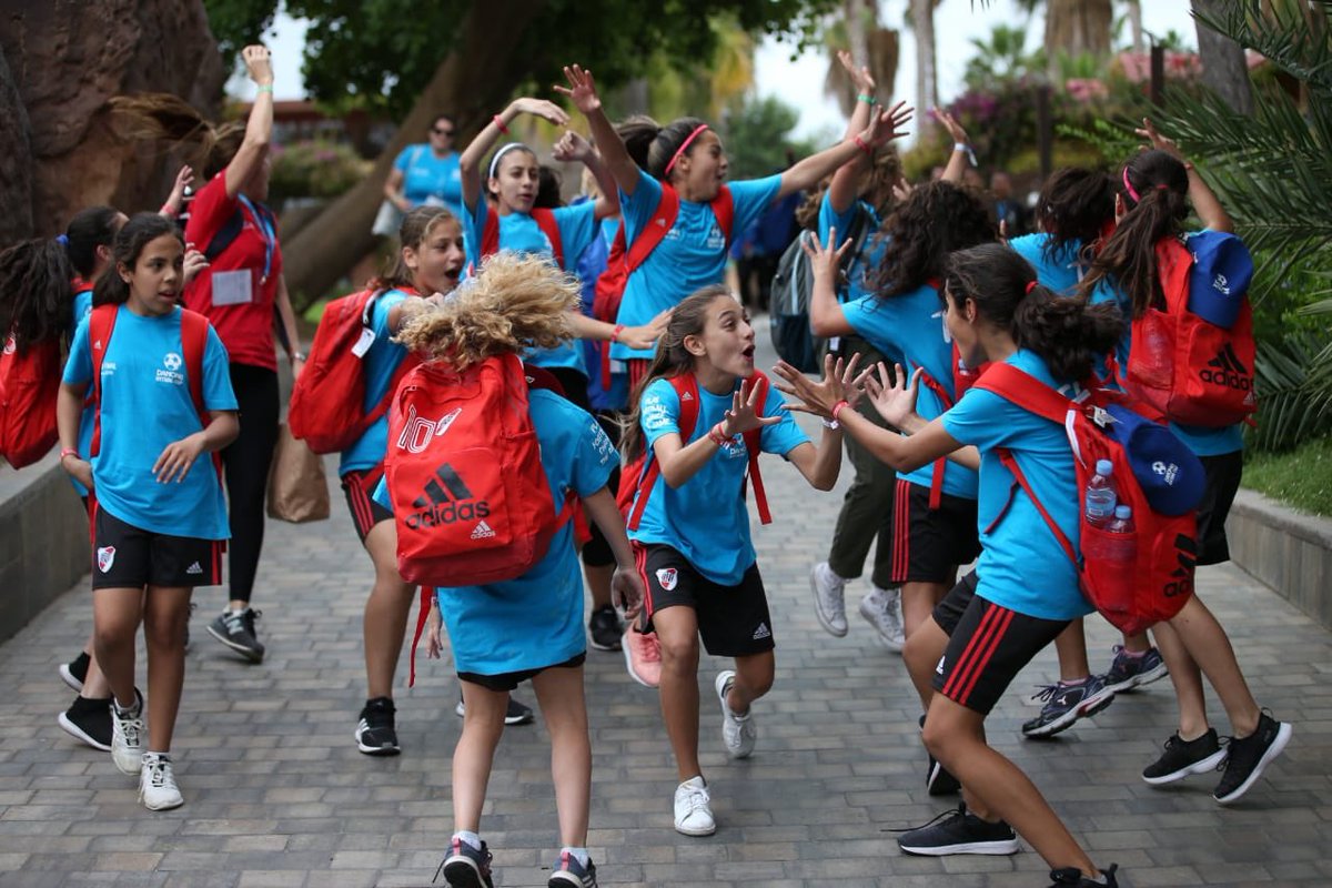 Mañana debuta la Sub 12 y Las Ositas lo saben!!!
Vamos las peques de #River

#DNC2019 #PlayFootballChangeTheGame
#FútbolFemenino 
#CunaDelFútbol