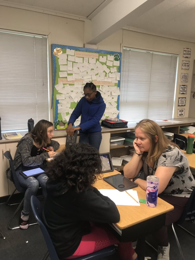 MrsChauvinSW's tweet photo. 6th Ss continue being brave &amp; having candid convos abt bullying vs drama this time creating venom diagrams to compare &amp; contrast the similarities &amp; differences #pantherpride512 #StompOutBullying #characterconversations #SocialEmotionalLearning https://t.co/kSii3410Sh