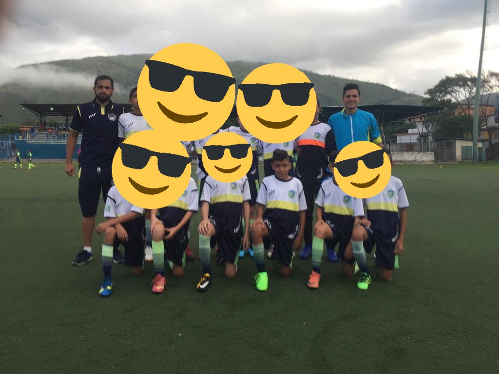 yulitza_r's tweet photo. @LaTeleTuya mi futuro #VINOTINTOxTLT pendiente de ganarse las entradas para el partido #DEPORTESTLT https://t.co/jJXUvao0mD