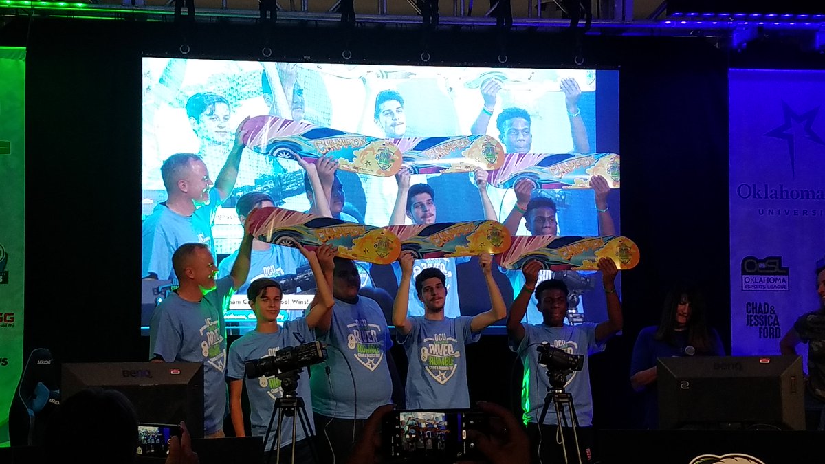 Abacus3_'s tweet photo. Shoutout to @OKCU for awesome #RiverRumble event this wknd! Thx to @goosebreeder, @zeenigami &amp; Leslie Bender from @BurlesonISD.   Congrats on being 2nd largest #Smash event in OK!  Honor to produce this w/you.

#OKCU #RiverRumble #SmashBros #RocketLeague #Esports #Gaming #GameOn https://t.co/8XYCFqFRD2