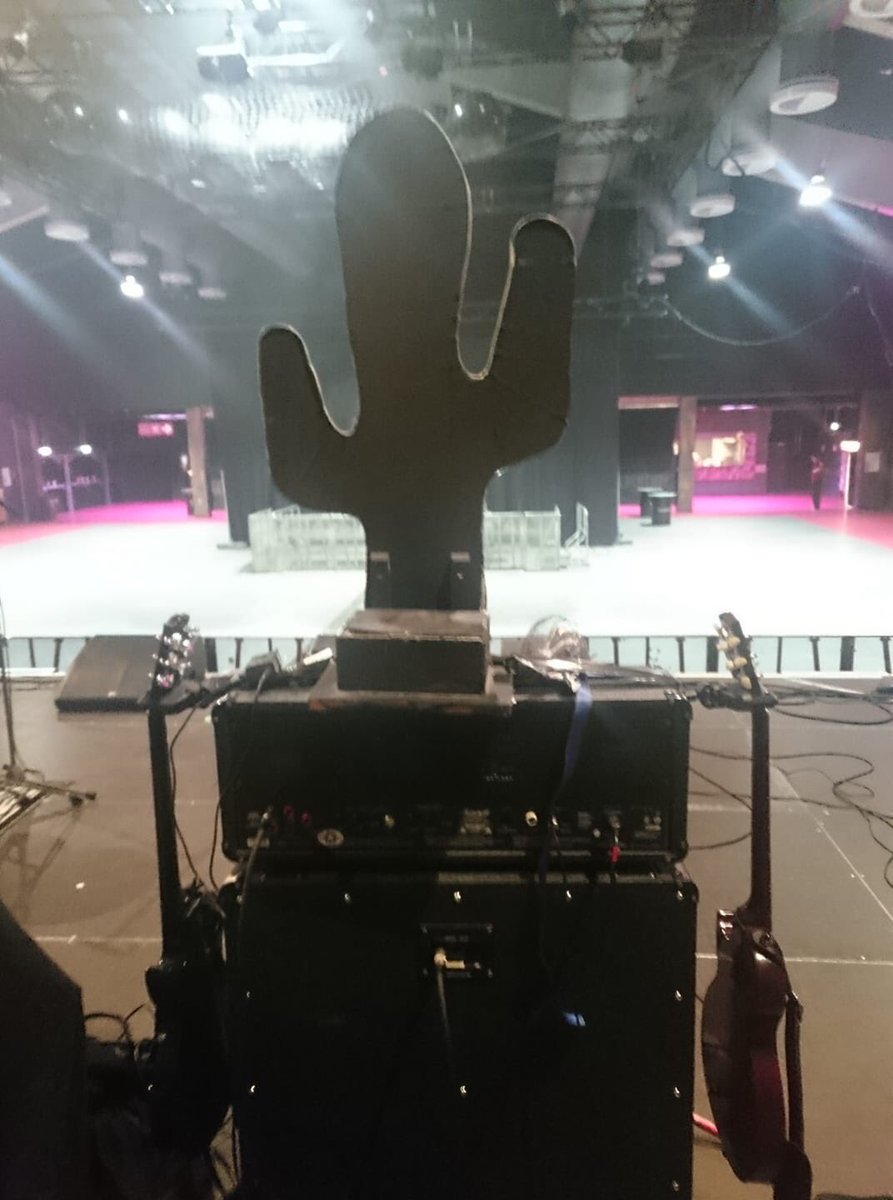 Garden_Gang's tweet photo. Heute in Wiesbaden, supporting The Toy Dolls https://t.co/P1oWItjJ3m