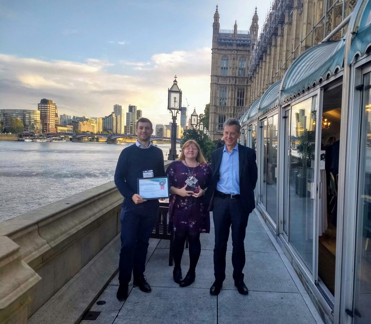 fayeedwards_HIN's tweet photo. Thrilled to have won an Anticoagulation Achievement Award  @Anticoagulati19 from @ThrombosisUK for the @AHSNNetwork #AtrialFibrillation  programme. Proud also of all the hardwork each #AHSN has put in to make it happen.👏 @CardioPharmUK
@KateHallLondon @DomNorton_HIN  @JoJerrome https://t.co/RicE9mGjIb