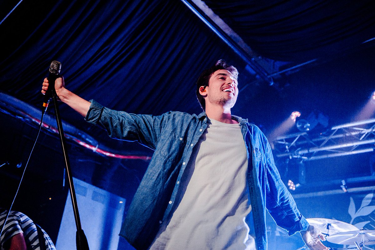 OnRecordMag's tweet photo. Nella Vita proves to be explosive live and makes for @GrayscalePA's most exciting era yet. Check out our review of their Boston show https://t.co/zwh8OhyTw1 / 📷 @khmltnphoto https://t.co/iBSJFOTYMC
