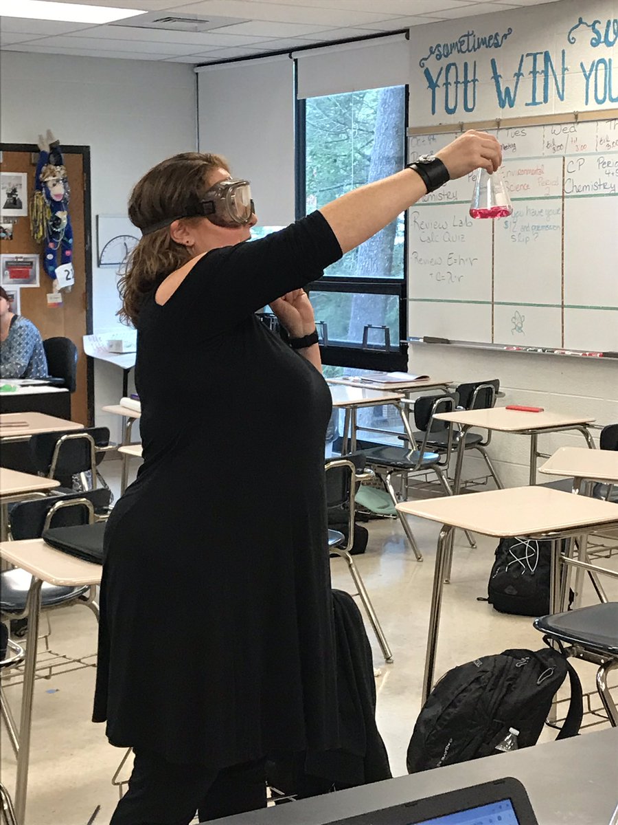 FoxboroughPS's tweet photo. Ms. Borges’s junior and senior chemists busy titrating to find an unknown molarity.  Another great day @foxhsprincipal #TheBoro02035 https://t.co/VBPSMRYpX7