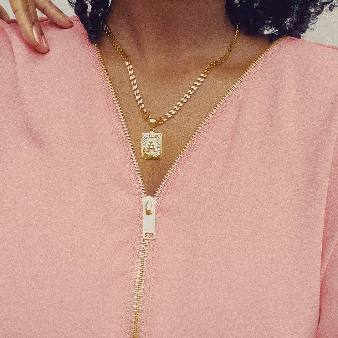 MasterFPL's tweet image. My boyfriend got me an necklace made with his initial on it how cute is he 😍💖
