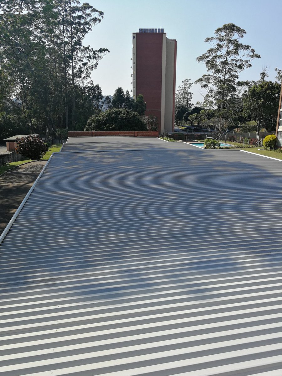 lg_contractors's tweet photo. Big boss quality check 👷‍♂️ https://t.co/jMyZJF6CzU