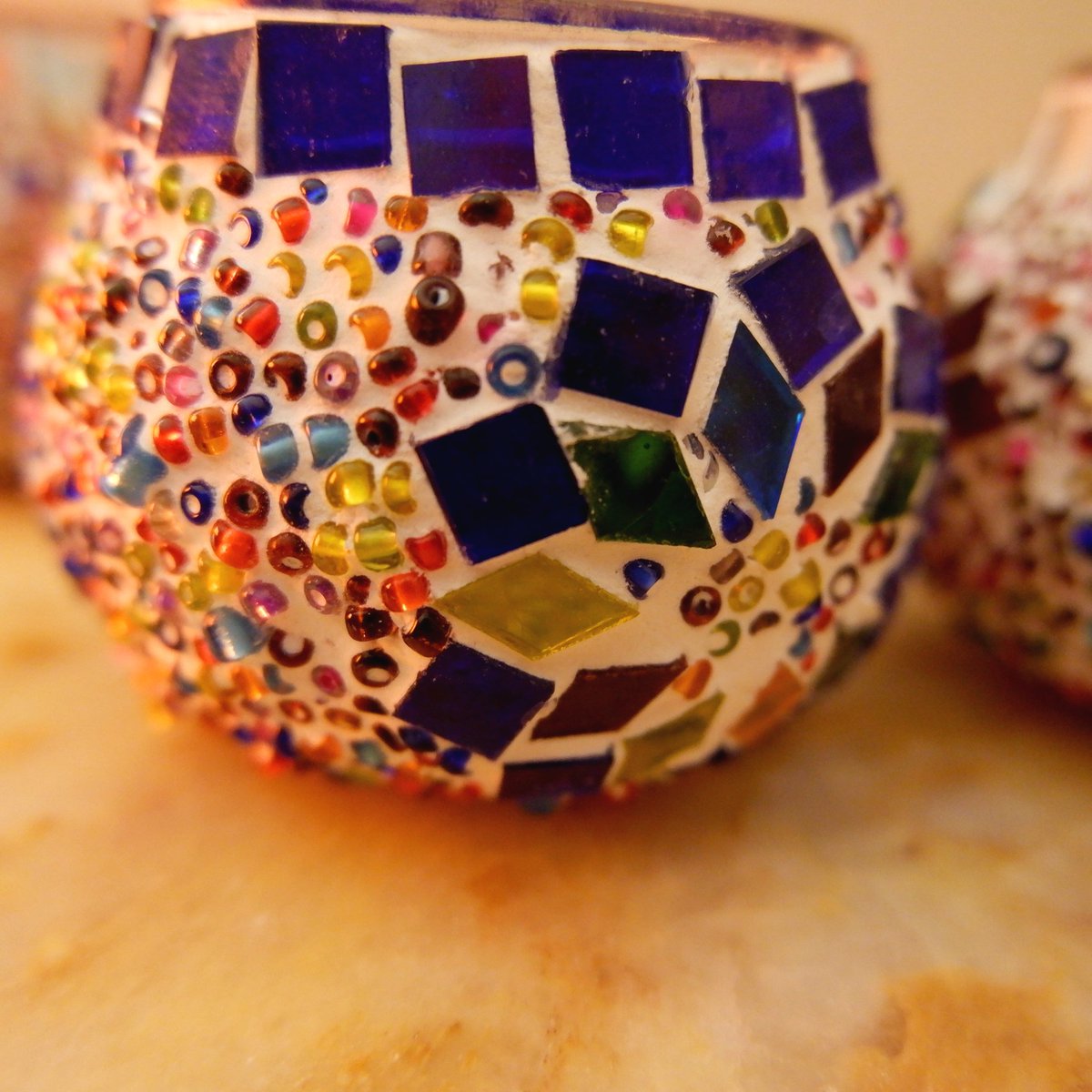 Turkish Mosaic Candle Holder . Completely handmade. For wholesale or retail please send us DM or visite our web page.
.
#candle #candles #candleholder #candelero #decoration #home #homedecor #homedesign #casadecor #decoración #wholesale #gift #gifts