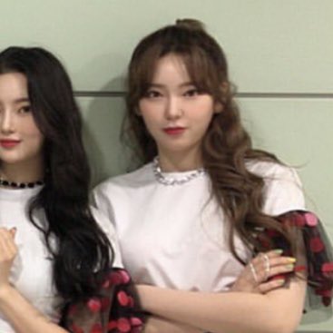 layeonzone's tweet photo. 191009 ✰ ig update
→ #LAYEON #라연 #PURPLEBECK https://t.co/tbo8H3PUE1
