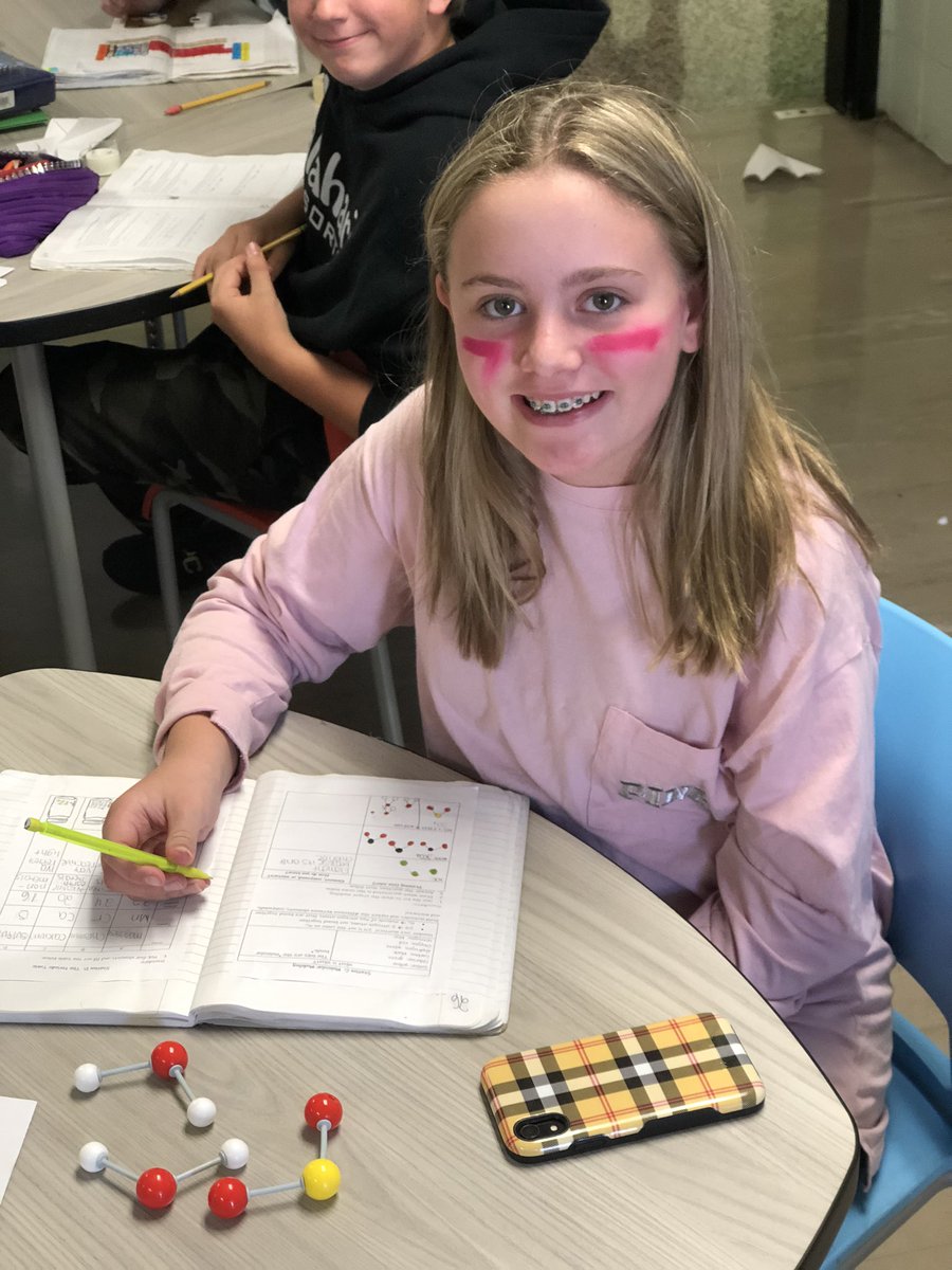 terathomas_edu's tweet photo. Chemistry Stations! #iteach7 #theraiderway https://t.co/HGIa3X1KY8
