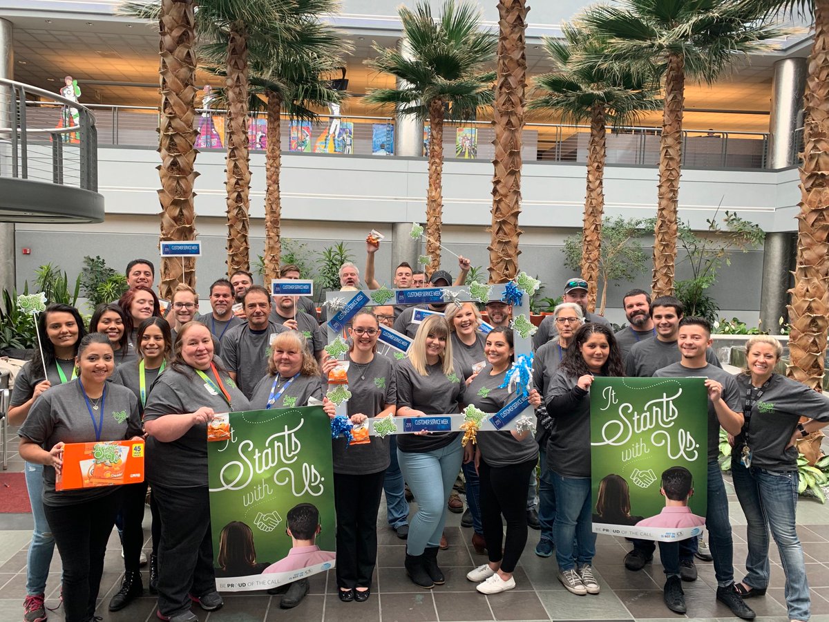 THENEWBLUEBOISE's tweet photo. Day 3: Customer Service Week. We are creating a “Golden” Customer Service Experience. “Gold Fish” for Everyone.
#ATTCLG #BeProudCSW2019 #HungLeTeam https://t.co/odmRT9HqYO