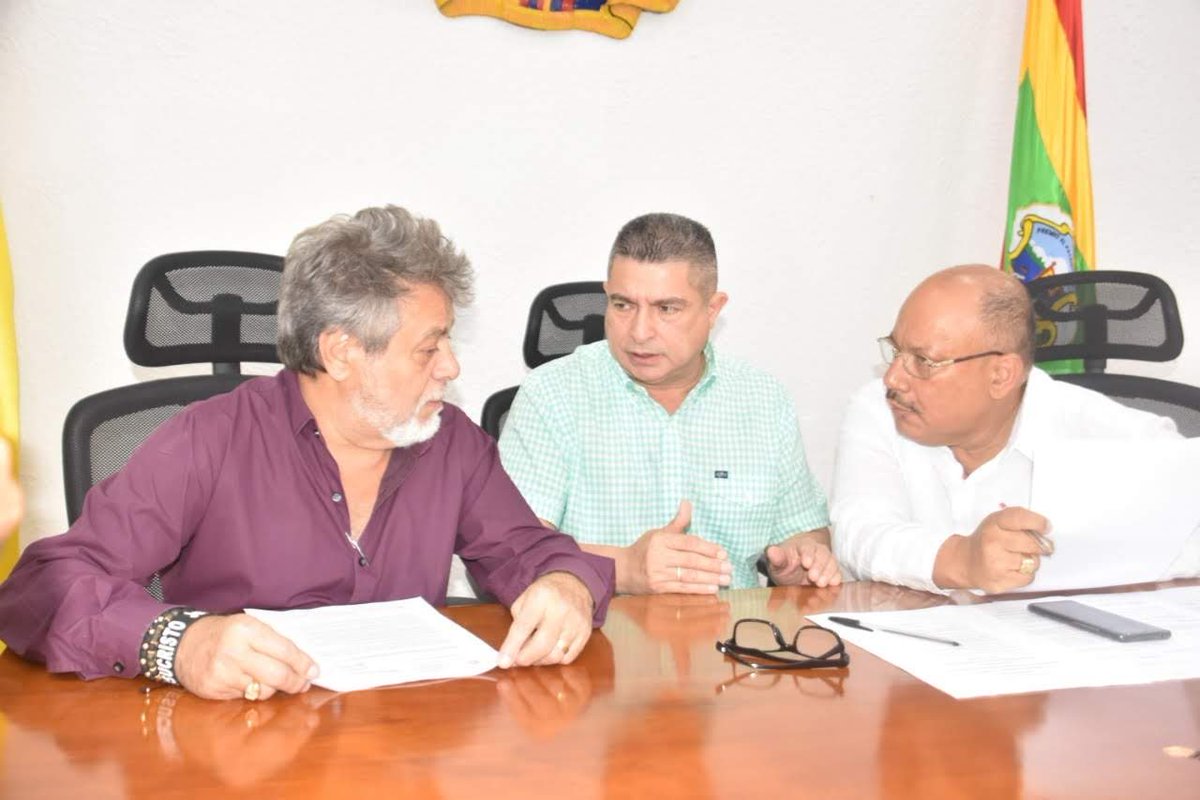Concejodebaq's tweet photo. Concejo inicia estudio por el cual se expide el presupuesto de rentas y gastos del Distrito Especial, Industrial y Portuario de Barranquilla para la vigencia fiscal comprendida del 1ro de enero al 31  de diciembre de 2020. https://t.co/KCxCUAKXa4